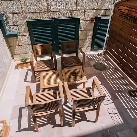 Allure Of Guest house 4*