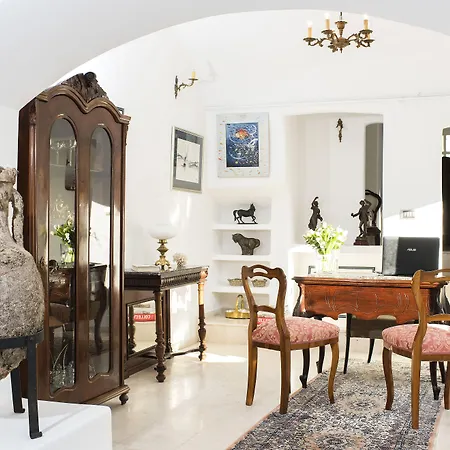 Guest house Allure Of 4*